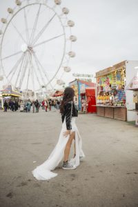 BODA EN LA FERIA